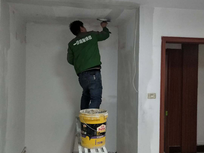 貴陽墻面裝修如何省錢，貴陽墻面開裂維修時要注意什么
