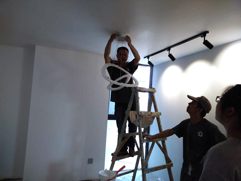 昆山燈具安裝企業合作,服務費用月結,昆山安裝電路公司合作推薦
