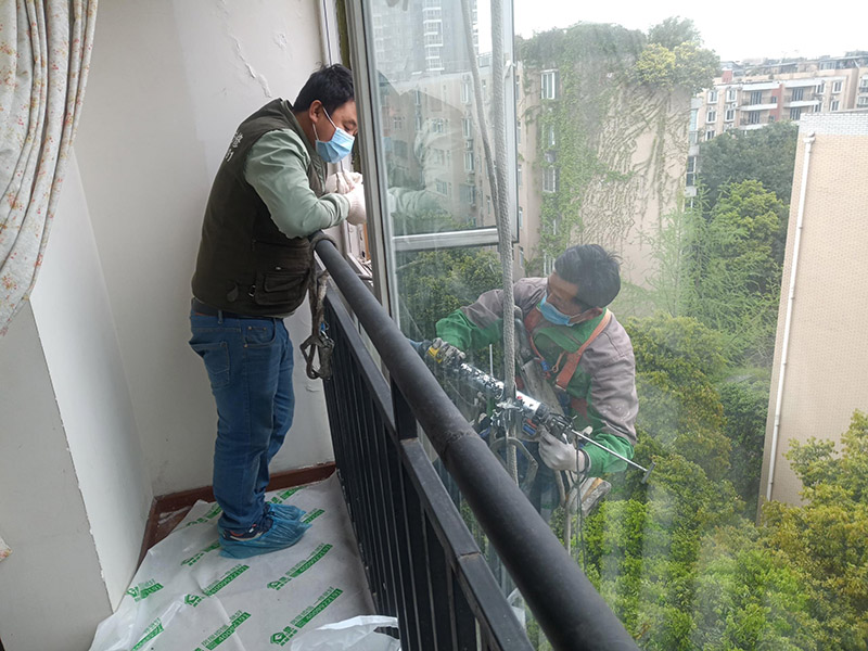 新鄉市陽臺翻新怎么翻新,新鄉市如何完