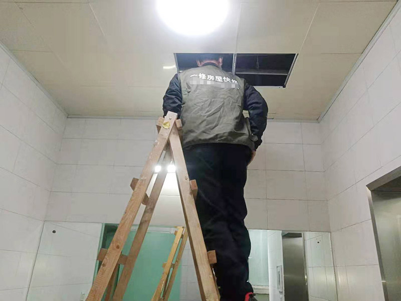 舊房廚衛整體翻新吊頂全包價格一般多少