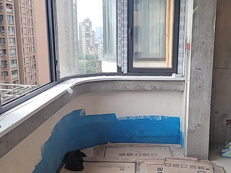樓房外墻滲水到內墻怎么辦